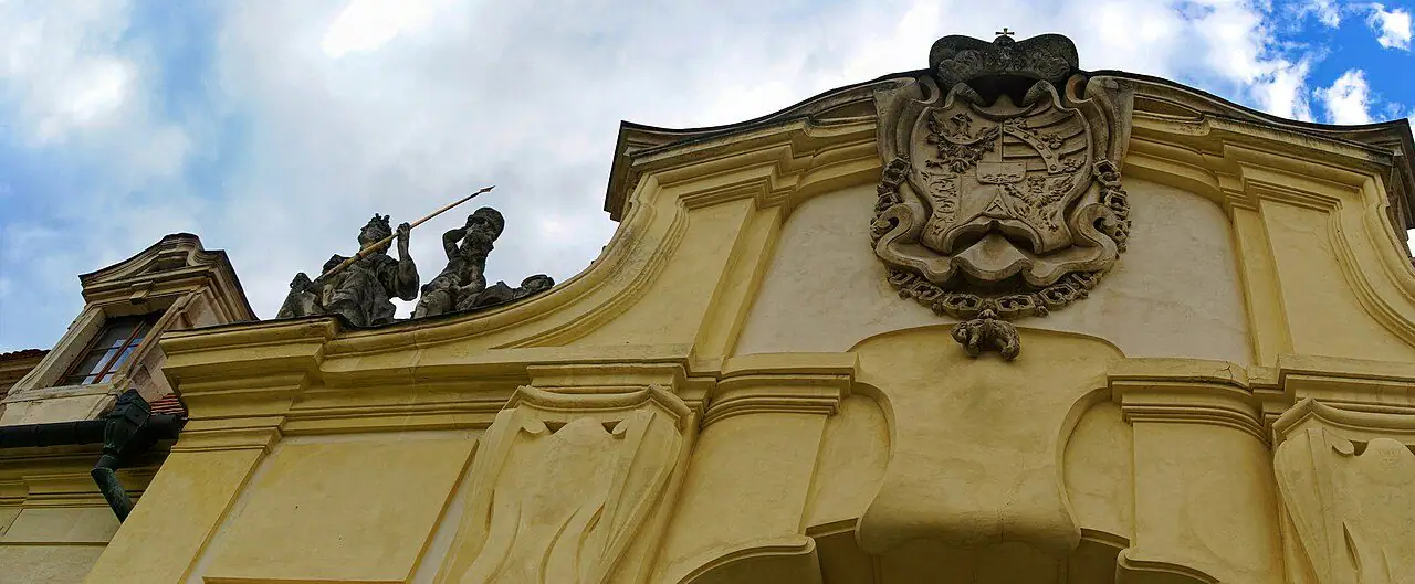 Barockes Schloss Valtice, Ziel der Radtour ab Lednice